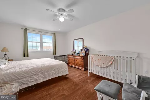 Bedroom - 387 Oneida Dr, Reading, PA 19608 photo 1 of 3