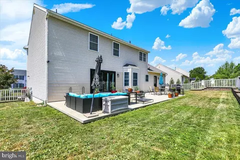 Exterior - 22 Shelly Dr, Reading, PA 19608 photo 4 of 5