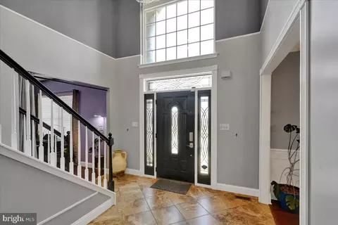 Entry Way - 22 Shelly Dr, Reading, PA 19608 photo 3 of 11