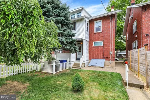 Exterior - 116 N Miller St, Reading, PA 19607 photo 10 of 11
