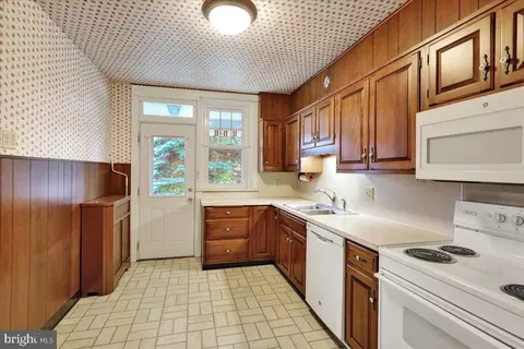 Kitchen - 116 N Miller St, Reading, PA 19607 photo 2 of 3