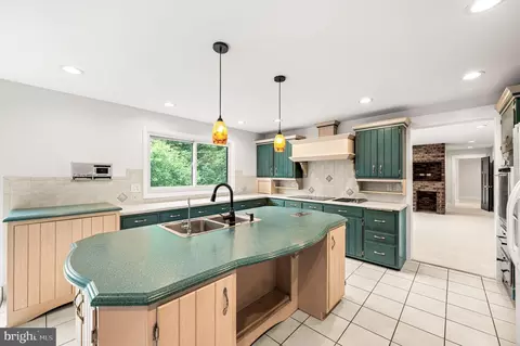 Kitchen - 41 Devon Dr, Reading, PA 19606 photo 3 of 3