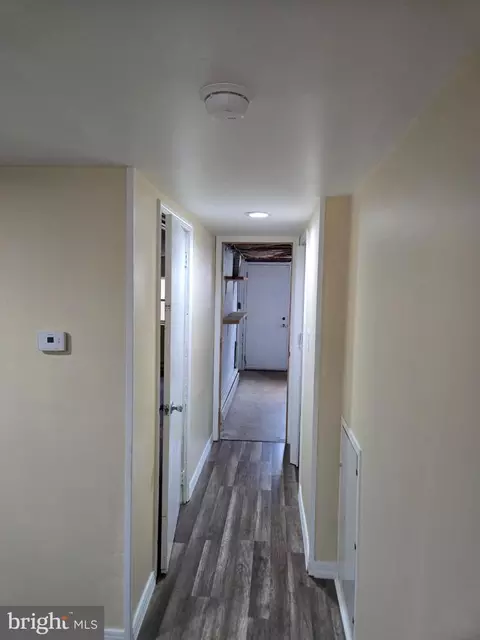 Entry Way - 105 John Glenn Ave, Reading, PA 19607 photo 7 of 11