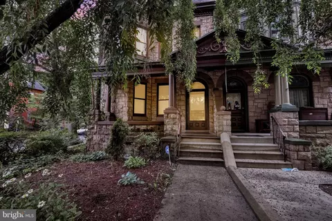 800 N 3rd St, Reading, PA 19601