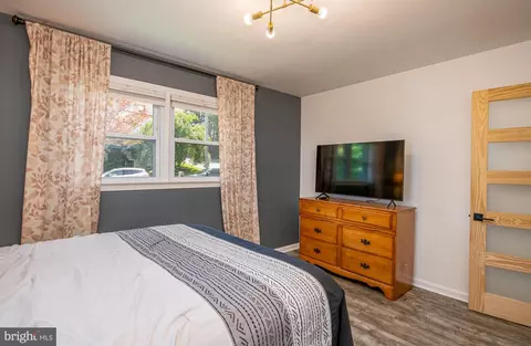 Bedroom - 344 Pennwyn Pl, Reading, PA 19607 photo 2 of 3