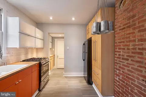 Kitchen - 1401 Perry St, Reading, PA 19604 photo 2 of 2