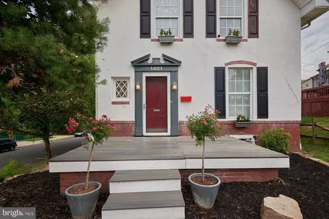 Exterior - 1401 Perry St, Reading, PA 19604 photo 2 of 9