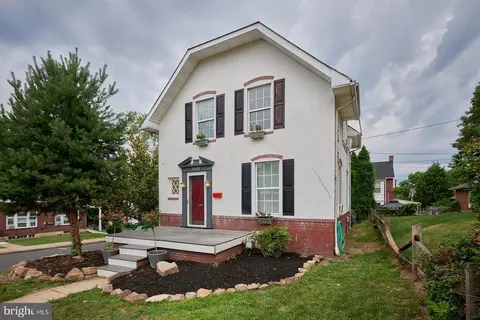 1401 Perry St, Reading, PA 19604