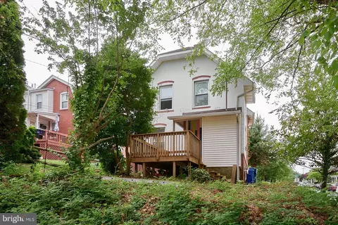 Exterior - 1401 Perry St, Reading, PA 19604 photo 6 of 9