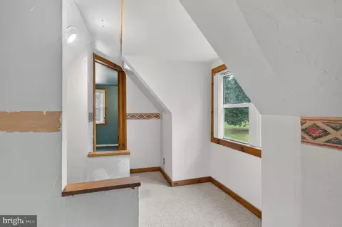 Entry Way - 540 Church Rd, Reading, PA 19607 photo 12 of 13