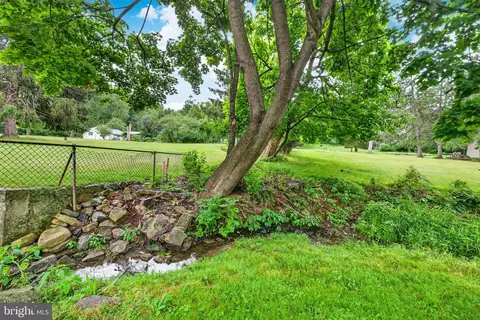 Exterior - 540 Church Rd, Reading, PA 19607 photo 8 of 9
