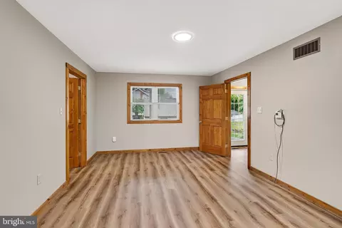 Living - 540 Church Rd, Reading, PA 19607 photo 1 of 1