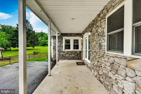 Exterior - 540 Church Rd, Reading, PA 19607 photo 4 of 9