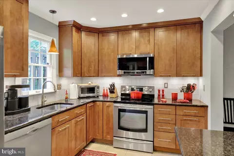 Kitchen - 2805 Sturbridge Ct, Reading, PA 19608 photo 3 of 3