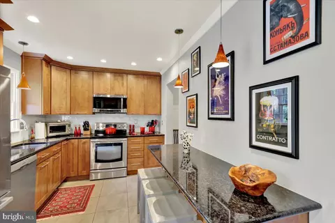 Kitchen - 2805 Sturbridge Ct, Reading, PA 19608 photo 2 of 3
