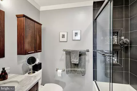 Bath - 2805 Sturbridge Ct, Reading, PA 19608 photo 3 of 4