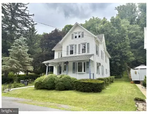 34 Woodland Ave, Mohnton, PA 19540