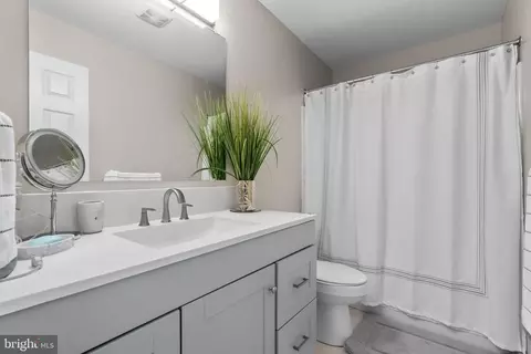 Bath - 12 Prospect Dr, Sinking Spring, PA 19608 photo 5 of 6