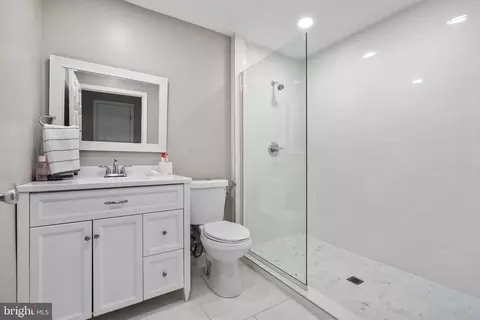 Bath - 12 Prospect Dr, Sinking Spring, PA 19608 photo 1 of 6