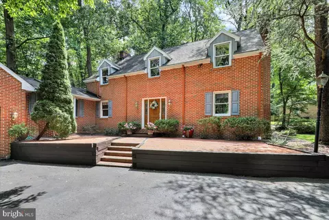 Exterior - 13 Nassau Cir, Reading, PA 19607 photo 2 of 7