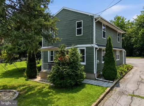 1104 Old Swede Rd, Douglassville, PA 19518