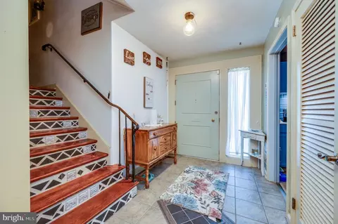 Entry Way - 1847 Elder St, Reading, PA 19604 photo 1 of 5