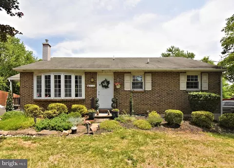 614 Englesville Rd, Boyertown, PA 19512