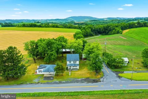 1405 1415 Shartlesville Rd, Mohrsville, PA 19541