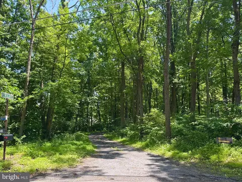 Tower Road, Mertztown, PA 19539