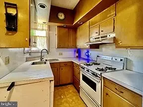 Kitchen - 910 N 5th St, Reading, PA 19601 photo 1 of 1