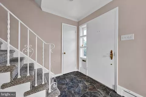 Entry Way - 3102 Curtis Rd, Sinking Spring, PA 19608 photo 1 of 4