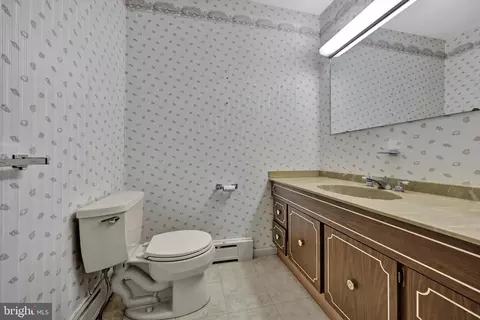 Bath - 3102 Curtis Rd, Sinking Spring, PA 19608 photo 1 of 1
