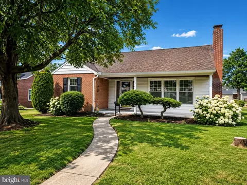 237 S Spruce St, Birdsboro, PA 19508