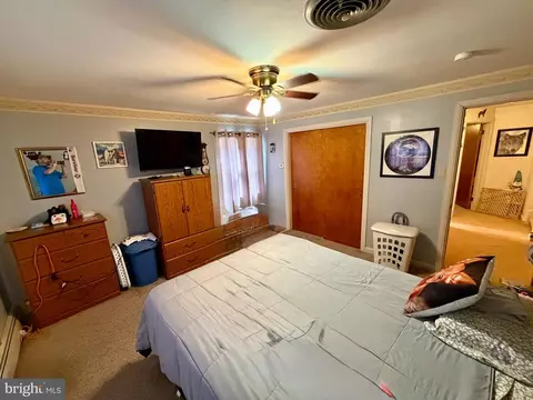 Bedroom - 801 Lobelia Ave, Reading, PA 19605 photo 3 of 4