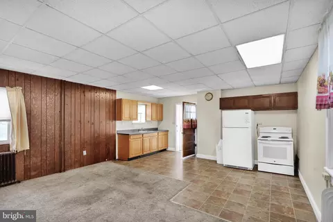206 Main St, Mohrsville, PA 19541