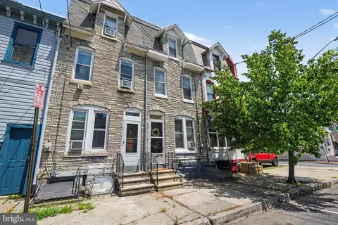 619 Willow St, Reading, PA 19602