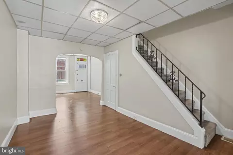 Entry Way - 619 Willow St, Reading, PA 19602 photo 1 of 9