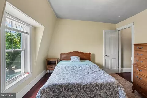 Bedroom - 619 Willow St, Reading, PA 19602 photo 5 of 5