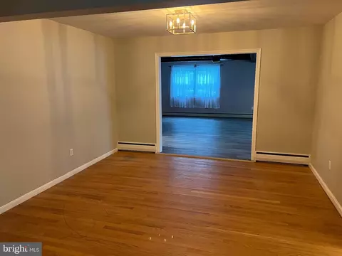 Living - 16 Wendy Rd, Reading, PA 19601 photo 8 of 17