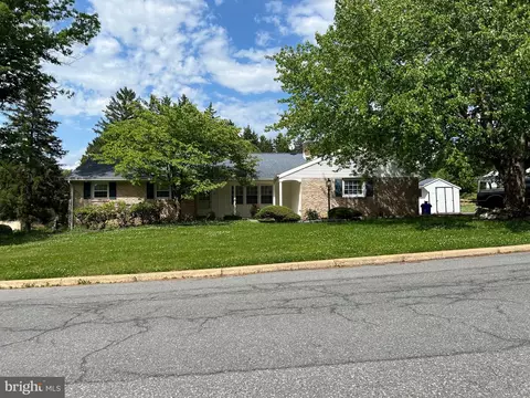 Exterior - 16 Wendy Rd, Reading, PA 19601 photo 2 of 7