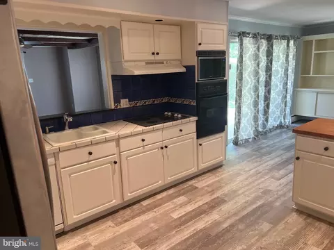 Kitchen - 16 Wendy Rd, Reading, PA 19601 photo 1 of 8