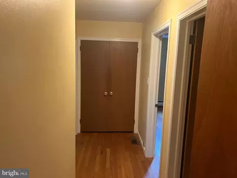 Entry Way - 16 Wendy Rd, Reading, PA 19601 photo 2 of 3