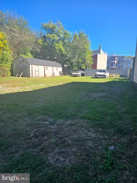 133 Lemon St, Reading, PA 19602