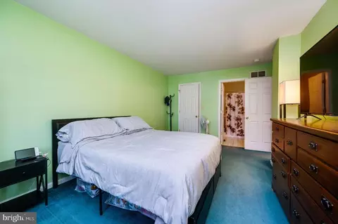 Bedroom - 391 Sioux Ct, Reading, PA 19608 photo 3 of 10