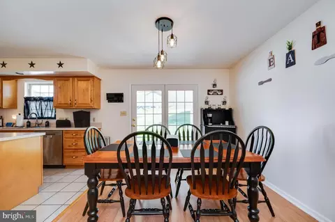 Dining - 391 Sioux Ct, Reading, PA 19608 photo 1 of 2
