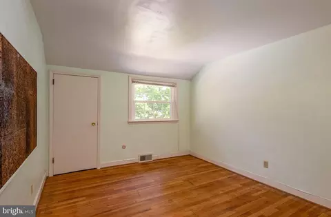 Bedroom - 2401 Bell Dr, Reading, PA 19609 photo 2 of 5