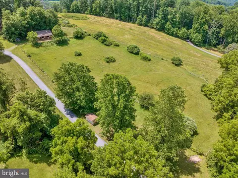 View/Area - 407 Miller Rd, Reading, PA 19608 photo 1 of 3