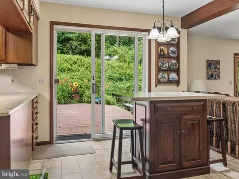 Kitchen - 407 Miller Rd, Reading, PA 19608 photo 4 of 4
