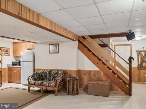 Entry Way - 407 Miller Rd, Reading, PA 19608 photo 1 of 1