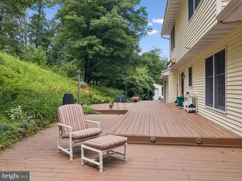 Exterior - 407 Miller Rd, Reading, PA 19608 photo 3 of 14